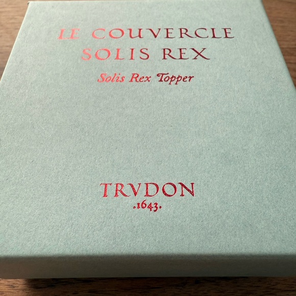 Cire Trudon Solis Rex Candle Topper, Brand New, Never Used - Picture 3 of 3